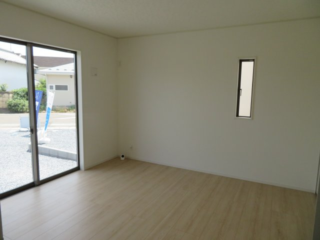 高崎市吉井町小暮第１（全2棟）2号棟の洋室