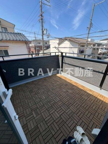 堺市堺区海山町4丁戸建　BRAVI不動産のバルコニー