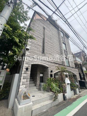 ヒルズ代官山の外観
