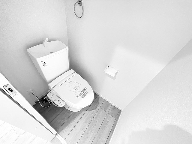 【トイレ】 | ふじみ野市亀久保　新築一戸建住宅　全1棟　(ふじみ野店) | シャワー機能付きトイレ、各階にございます！ある清潔感ある綺麗なトイレです♪