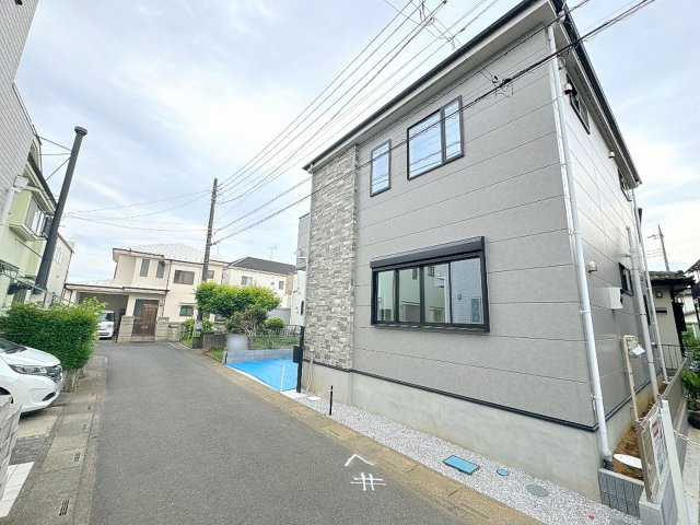 【前面道路含む現地写真】 | ふじみ野市亀久保　新築一戸建住宅　全1棟　(ふじみ野店) | 周辺は閑静な住宅街です