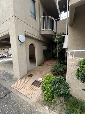 西宮パールハイツの外観