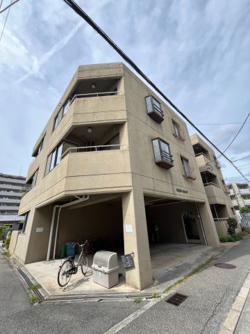 西宮パールハイツの外観