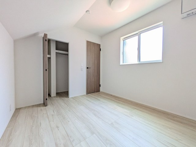 八王子市　万町　新築一戸建て　１期の収納|～収納力の高いクローゼット完備～