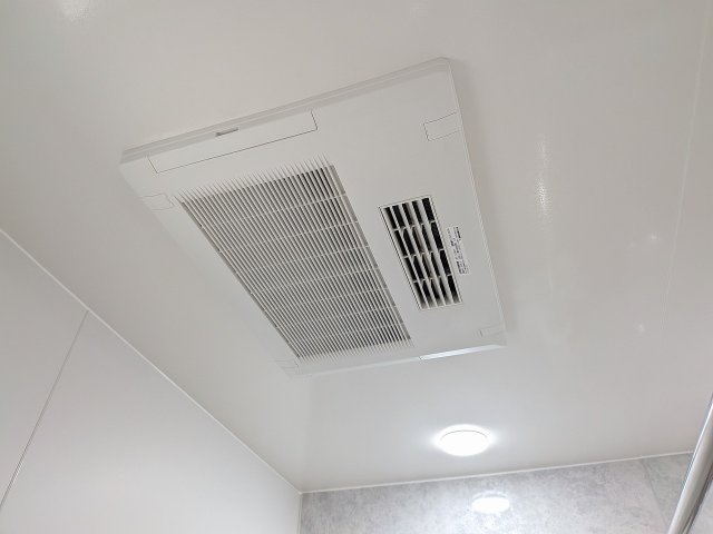 八王子市　万町　新築一戸建て　１期の浴室|～浴室暖房乾燥機能付き　遅い時間のお洗濯や、梅雨時期・花粉の時期など大活躍です～