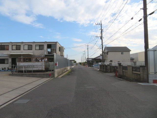 越谷市谷中町４丁目の倉庫