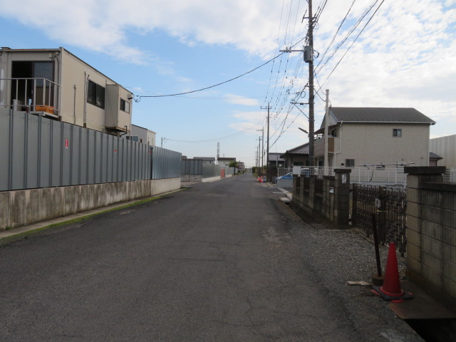 越谷市谷中町４丁目の倉庫