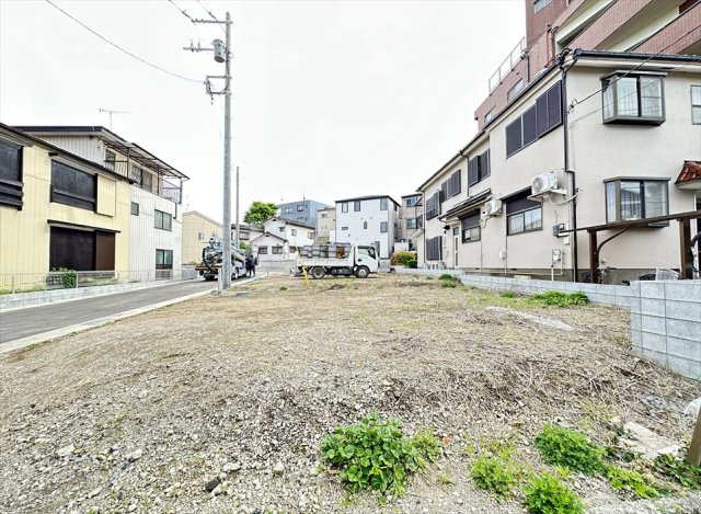 【外観】 | 志木市本町2丁目　建築条件なし売地　全5区画　(志木本店) | 販売現地／2026年4月18日撮影　
31.49坪のゆとりある敷地です。