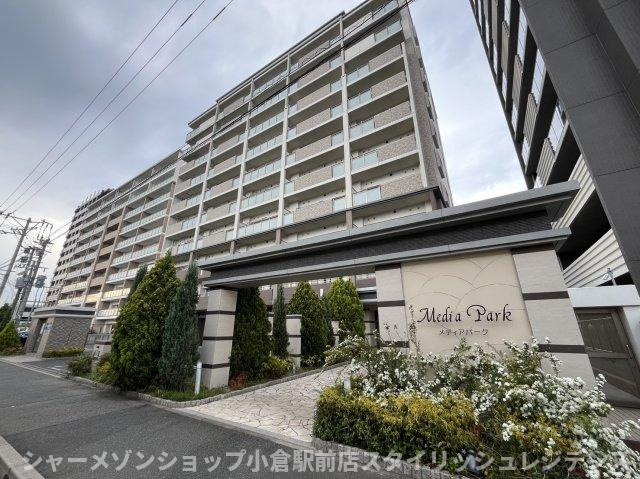 メディアパークの外観