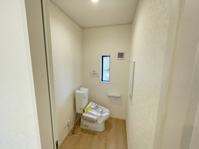 高崎市新町第１２（全3棟）3棟のトイレ