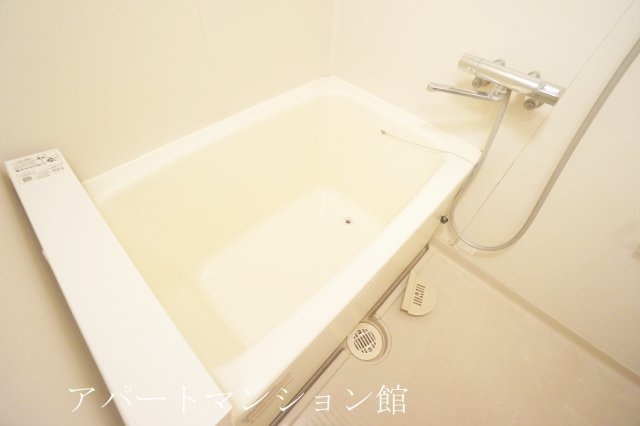 ガーデンパレスＡの浴室