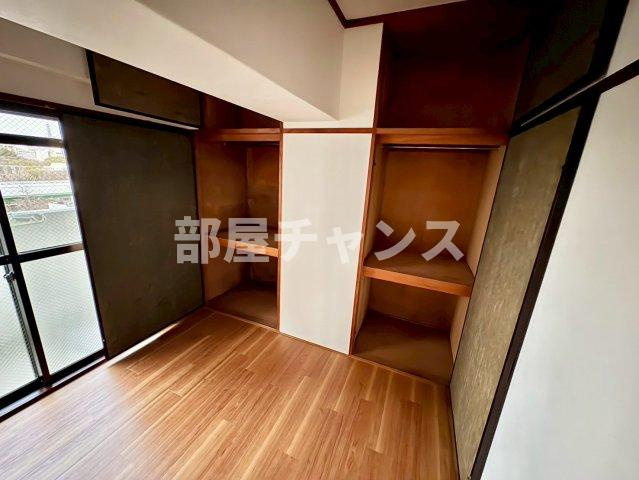 パークサイドメゾン伏見の収納