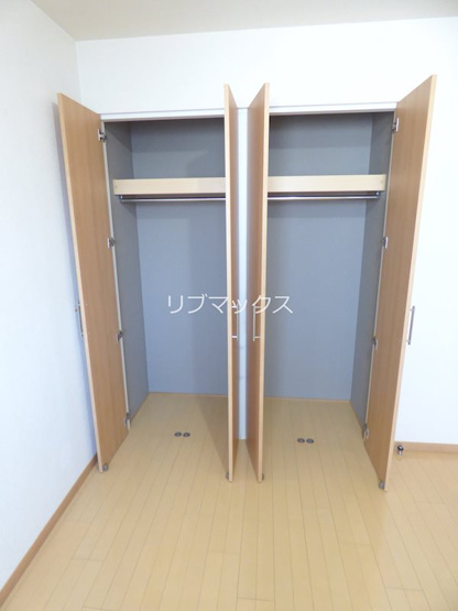 【収納】甲子園六石町ハイツ