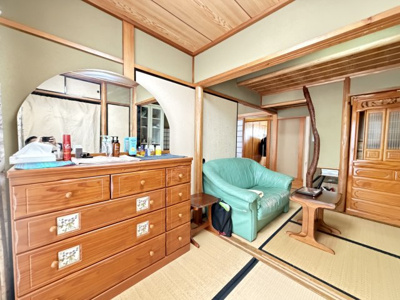 【和室】 | 北谷町北谷2丁目（賃貸併用住宅） | 和室4帖＋水屋約3帖♪
