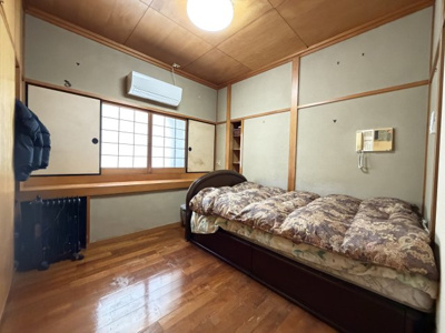 【洋室】 | 北谷町北谷2丁目（賃貸併用住宅） | 洋室約7.5帖＋収納付き♪
