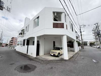 【外観】 | 北谷町北谷2丁目（賃貸併用住宅） | ※北東側公道6m♪北西側公道6m♪