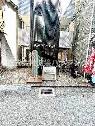 サンテルコ千里山のエントランス