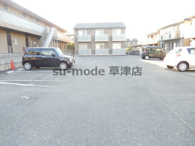 【駐車場】 | ヴィラタッツミー | 駐車場があります