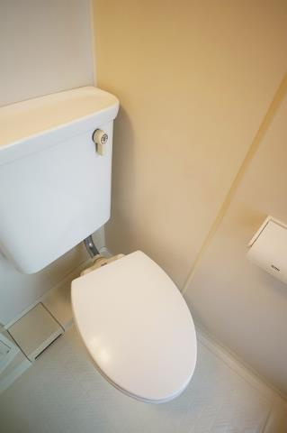 横浜市中区寿町２丁目の賃貸マンションのトイレ