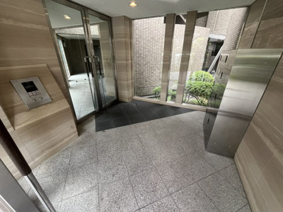 【エントランス】 | ソアール門戸荘 | 清潔なエントランスです
