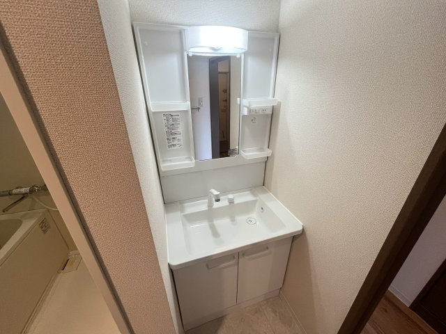 【洗面所】 | ソアール門戸荘 | 使いやすい洗面所です