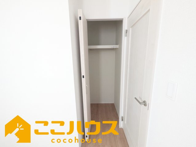 うるま市江洲2108番　新築戸建て　全10棟　H号棟の収納|便利な収納スペース