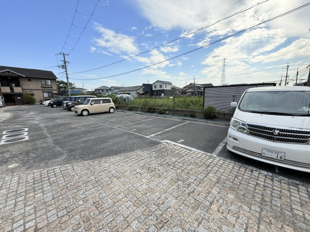 【駐車場】 | コンフォヴェール A棟