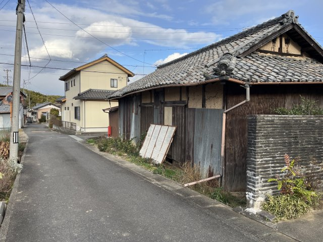 津市分部 売土地の前面道路含む現地写真