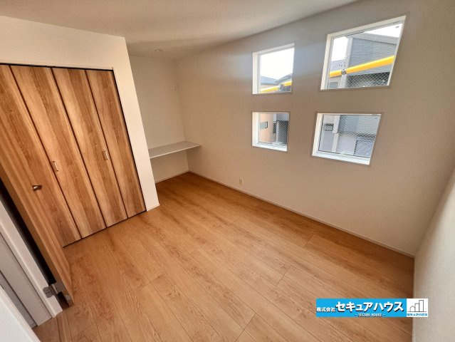 【完成】名古屋市南区砂口町　全7棟の洋室|【洋室】
◆お子様のお部屋や主寝室、来客時の宿泊室、趣味のお部屋としてもご利用いただけます♪