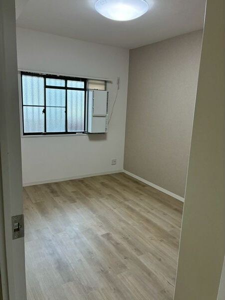 第2不二マンションの洋室