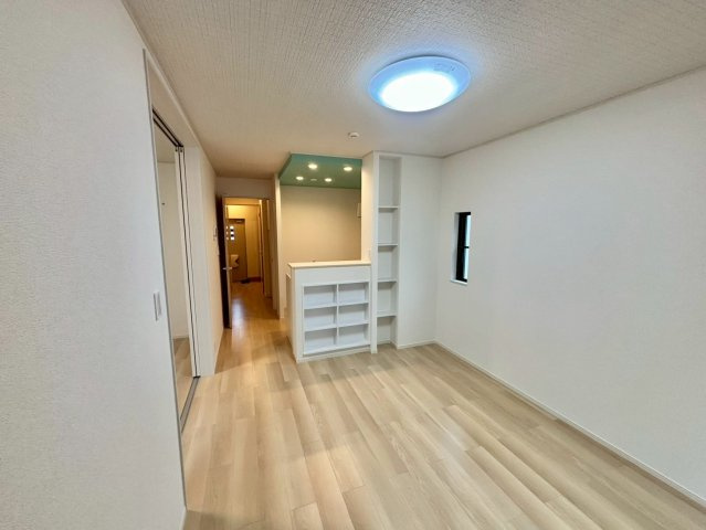クレシェントの内装