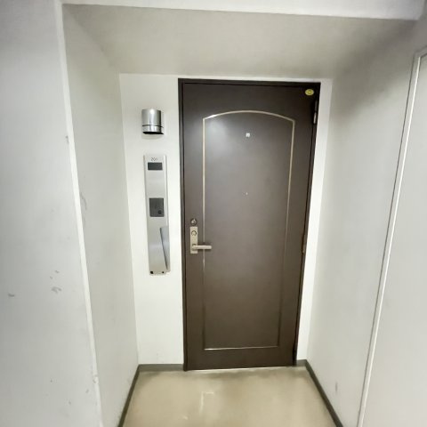 ハイライフ室蘭の玄関