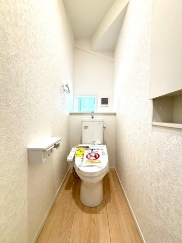 静岡市葵区岳美第3　全3棟のトイレ|各階にトイレがあるため、朝の支度もスムーズにすすみます。
