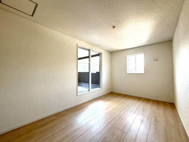 静岡市葵区岳美第3　全3棟の洋室|全ての居室が６帖以上の充分な広さがあるため、プライベート空間が充実します。