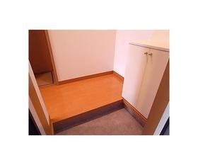 フォトン尾山台の玄関
