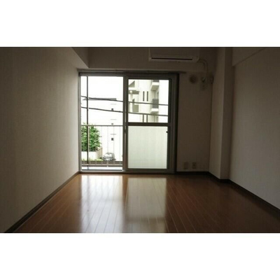 【寝室】