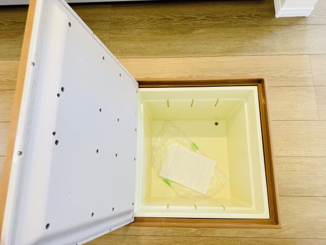 松戸市上矢切新築戸建のキッチン|キッチン床下収納
