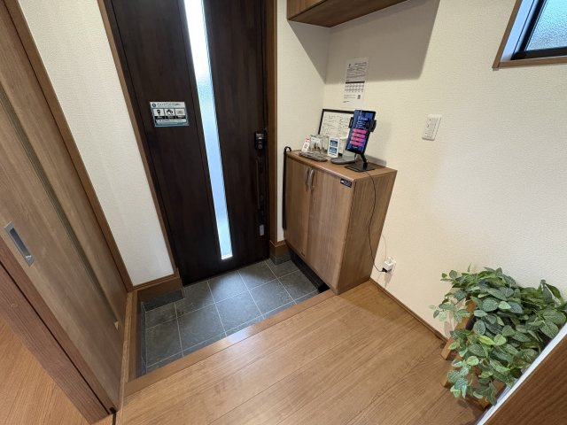 中古戸建の玄関