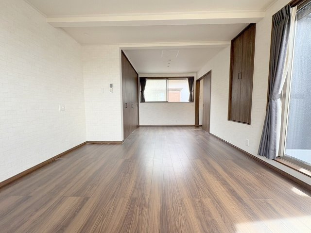 大庄北１丁目戸建ての居間・リビング|居間です