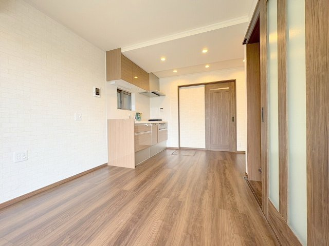 大庄北１丁目戸建ての居間・リビング|おしゃれな居間です