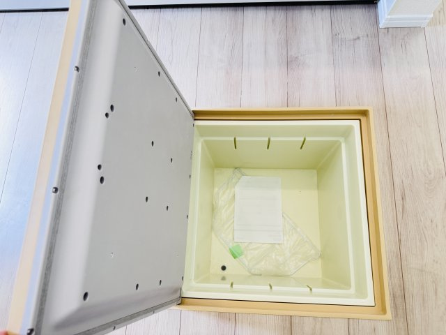 松戸市上矢切新築戸建のキッチン|キッチン床下収納