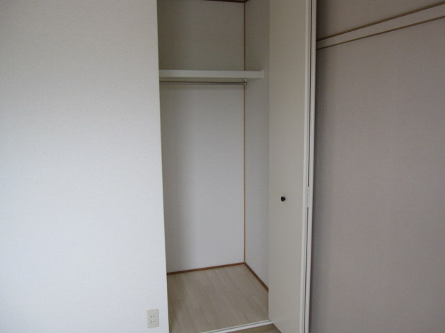 フラワーハイツ　Ｂ棟の収納