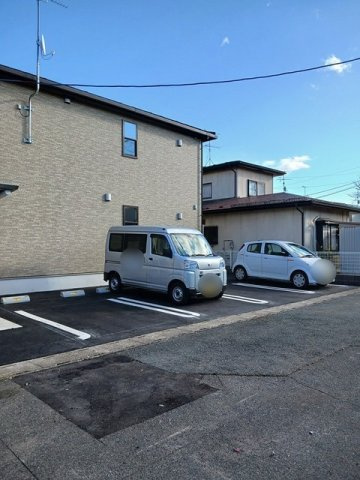 カーサ　セレッソの駐車場