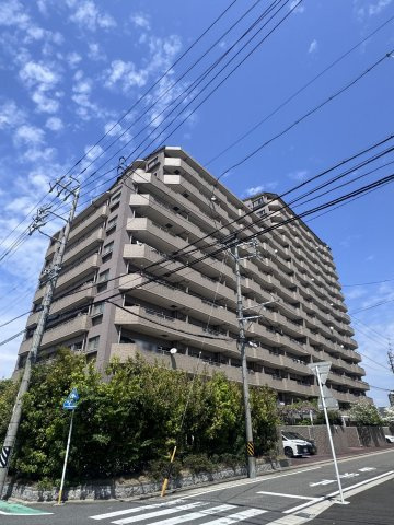 ライオンズガーデン大曽根の外観