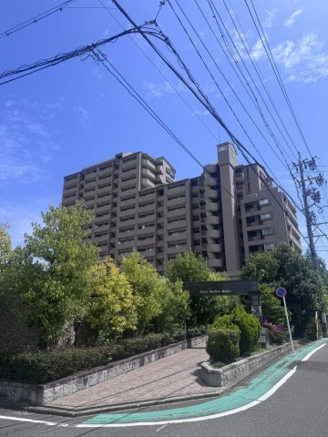 ライオンズガーデン大曽根の外観