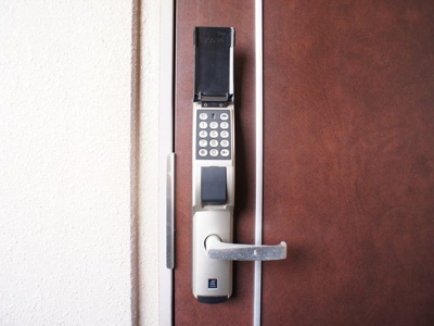【設備】 | グロスU21 | 鍵を持たずに済む電子キーになっています♪
