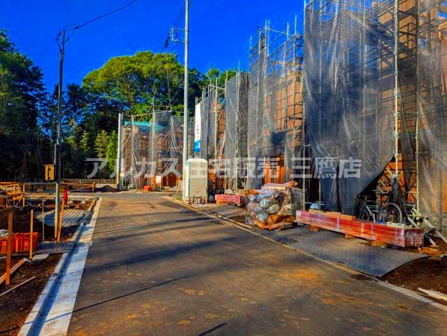 小平市上水本町2丁目 西武国分寺線 鷹の台駅 新築戸建の前面道路含む現地写真