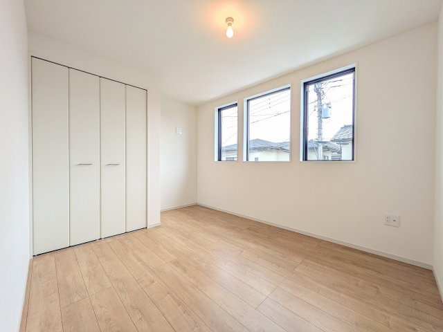 八王子市　長房町　新築一戸建て　６期の子供部屋|～2階5.4帖の洋室です～