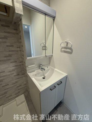 GRAND COURT01の洗面所