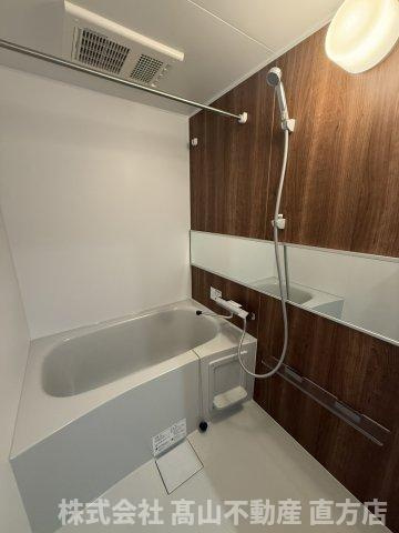 GRAND COURT01の浴室